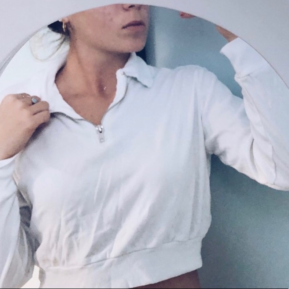 Brandy Melville Sweatshirt